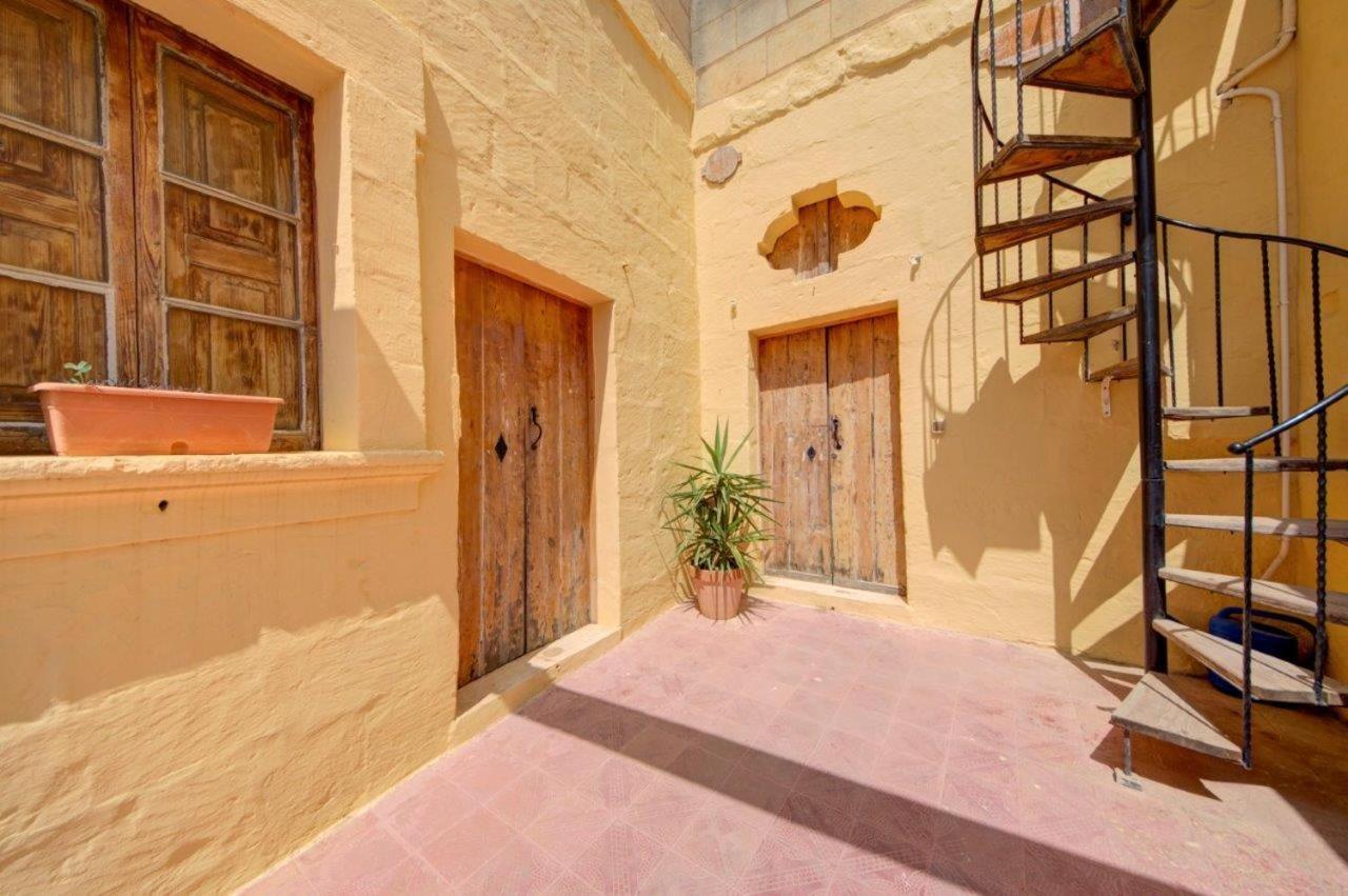 Razzett Warda B&B Għasri Exteriér fotografie